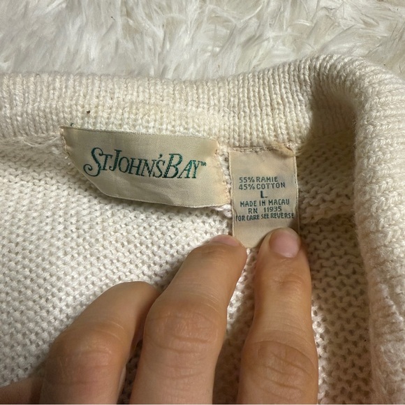 Women’s Large St. John’s Bay White/Yellow Long Sleeve Crochet Sweater - Picture 5 of 5